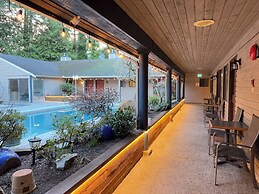 Sunshine Lodge