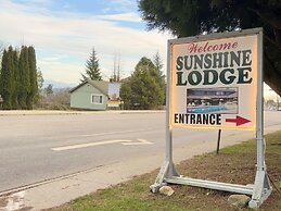 Sunshine Lodge