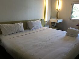Ibis Budget St Peters