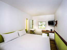 Ibis Budget St Peters