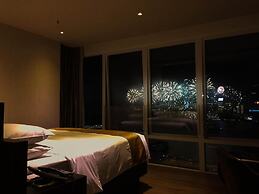 Crafa Harbour Hotel