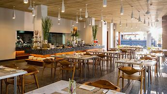 Maya Sanur Resort & Spa