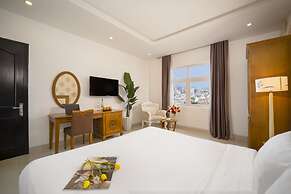 Royal Family Hotel Da Nang