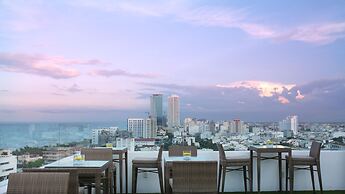 Royal Family Hotel Da Nang