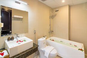 Royal Family Hotel Da Nang