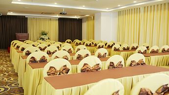 Royal Family Hotel Da Nang