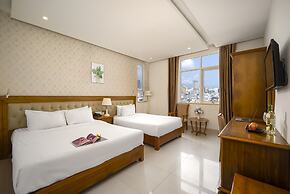 Royal Family Hotel Da Nang