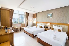 Royal Family Hotel Da Nang