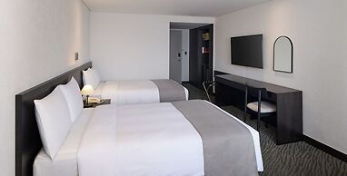 Hotel President