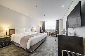 Hotel President