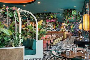 Corendon Amsterdam New-West, a Tribute Portfolio Hotel