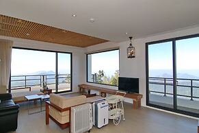 Alishan B&B Yunmingi Aliscenery