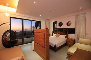 Alishan B&B Yunmingi Aliscenery