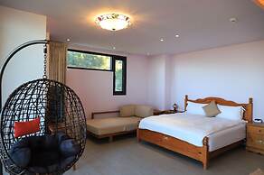 Alishan B&B Yunmingi Aliscenery