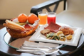 Da Yatra Courtyard Hotel & Resort