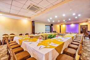 Da Yatra Courtyard Hotel & Resort