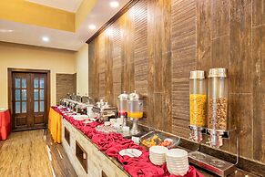 Da Yatra Courtyard Hotel & Resort