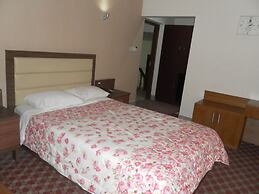 Garden Residents Uttara - Lake View