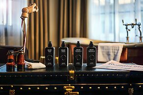 Hotel Gotham