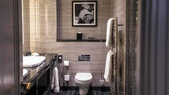 Hotel Gotham