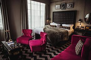Hotel Gotham