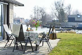 Loosdrecht Rien van den Broeke Village