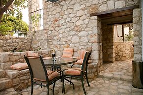 Artemis Village Apartments & Studios