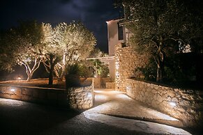 Artemis Village Apartments & Studios