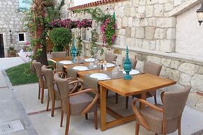 Erendira Hotel - Special Class