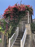 Erendira Hotel - Special Class