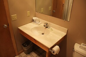 Superior Ridge Resort Motel