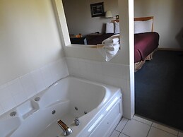 Superior Ridge Resort Motel