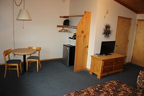 Superior Ridge Resort Motel