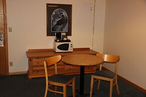 Superior Ridge Resort Motel