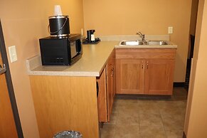 Prairie Inn and Suites Holmen/La Cross