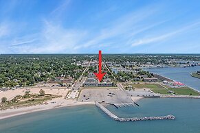 Snyder's Shoreline Inn