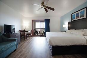 Snyder's Shoreline Inn