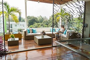 AcquaSanta Lofts Hotel