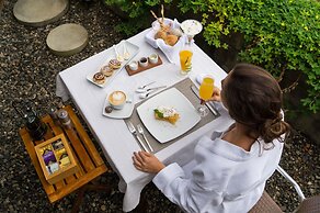 AcquaSanta Lofts Hotel