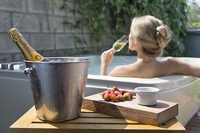 AcquaSanta Lofts Hotel