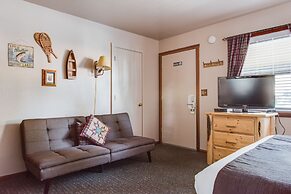 Franciscan Lakeside Lodge