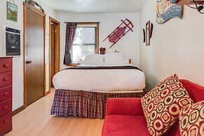 Franciscan Lakeside Lodge