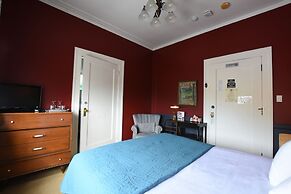 The Old Courthouse Inn