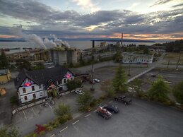 The Old Courthouse Inn