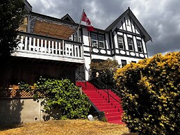 The Old Courthouse Inn