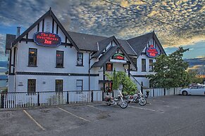 The Old Courthouse Inn