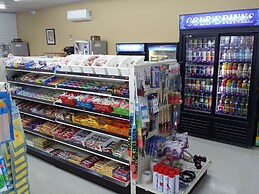 Franklin Motel & Trailer Park