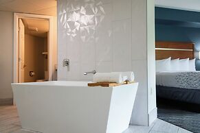 Twin Mountain Inn & Suites