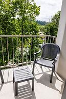 Twin Mountain Inn & Suites