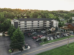 Twin Mountain Inn & Suites